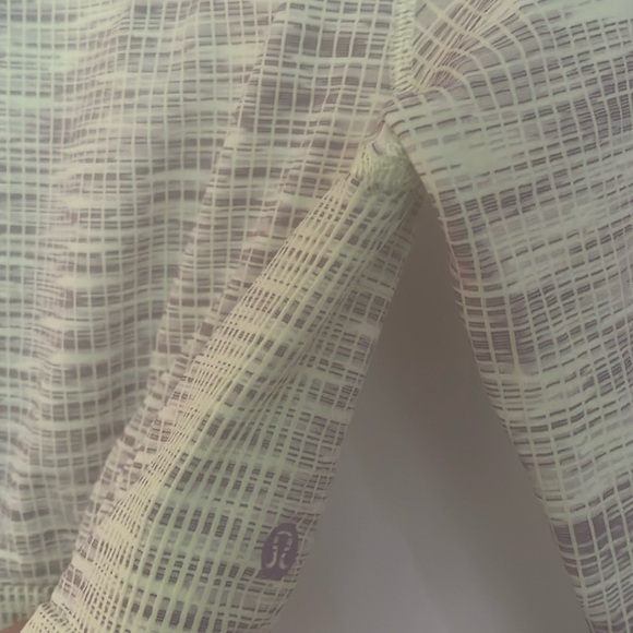 LULULEMON | Ebb to Street Long Sleeve Cropped top Sz US 8 - Picture 7 of 8